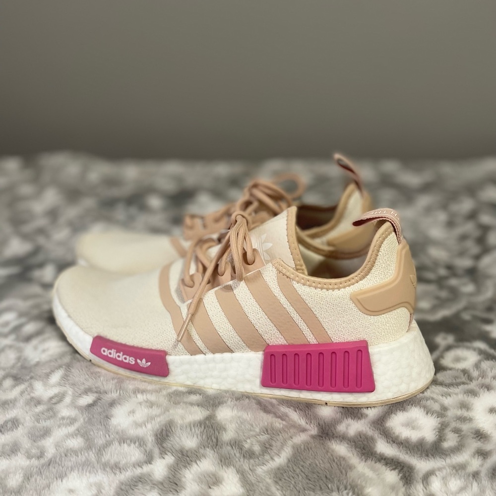 Women’s Adidas NMD Size 9